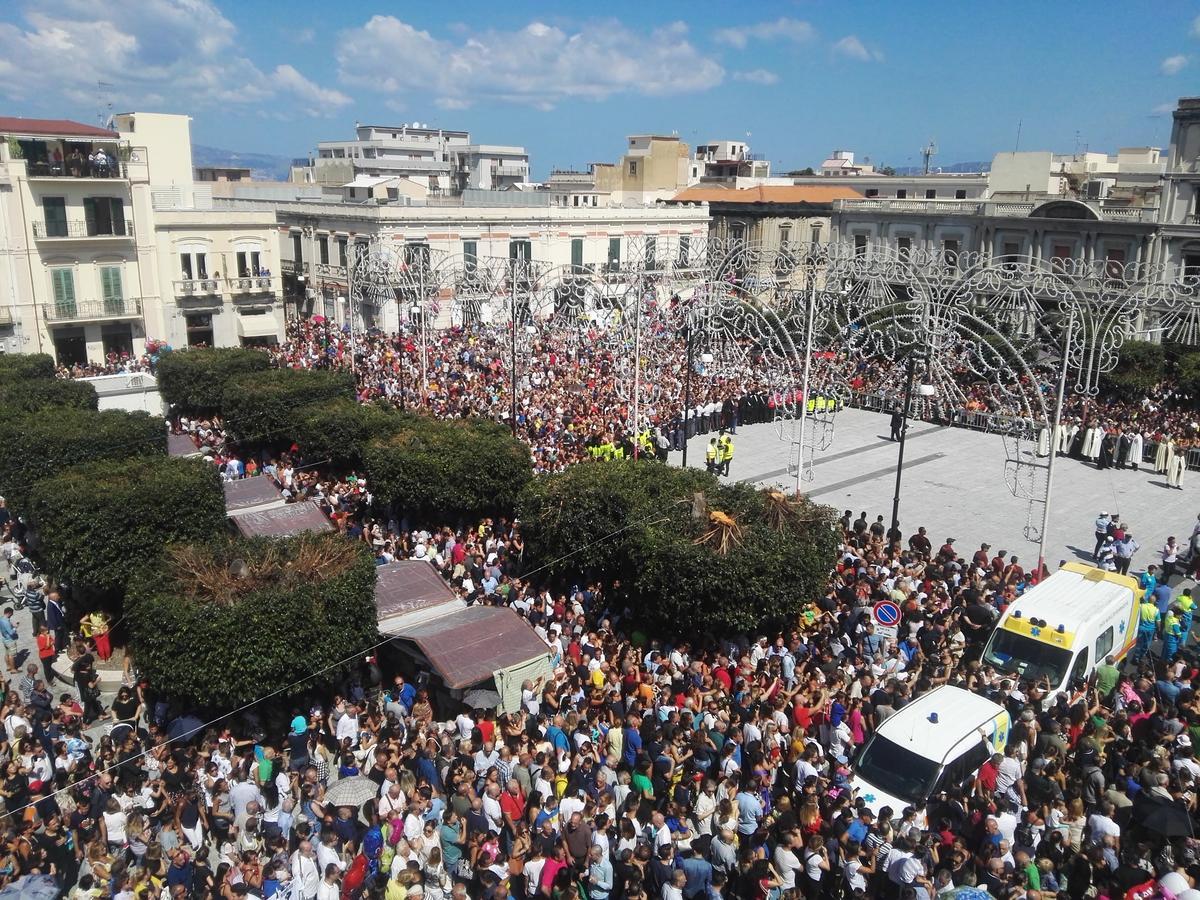B&B La Terrazza Sul Duomo Reggio di Calabria Dış mekan fotoğraf